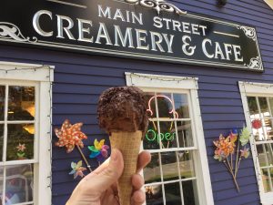 Staying Gluten-Free at the Ice Cream Parlor